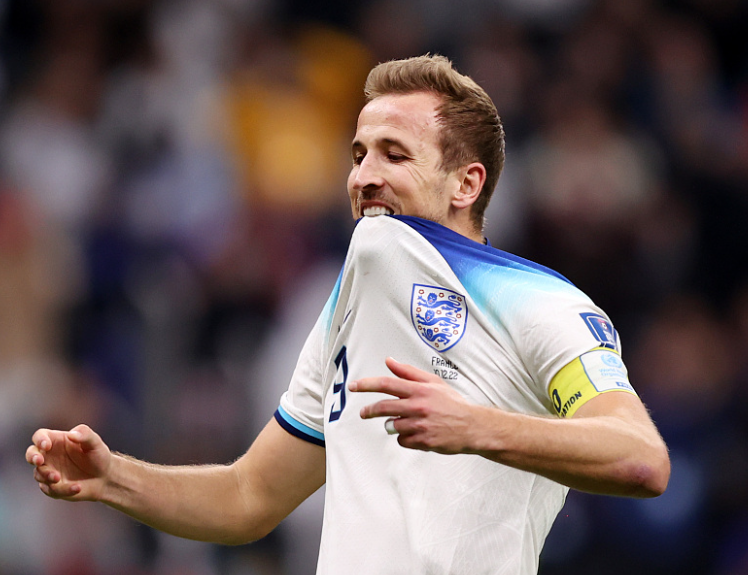 《每日体育报》深度剖析：凯恩加盟<a href='/news/tag/258.html' style='color: blue;'>巴萨</a>的可能性与多维度影响因素