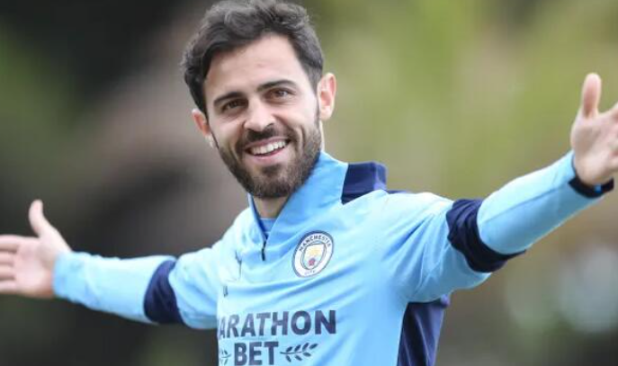 曼城中场B席展望赛程：着眼当下，力拼四冠